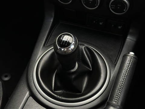 2.0i Sport Tech Roadster 2dr Petrol Manual Euro 5 (160 ps)