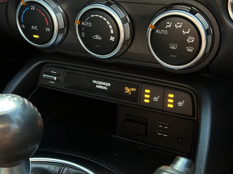 2.0 SKYACTIV-G Sport Black Convertible 2dr Petrol Manual Euro 6 (160 ps)