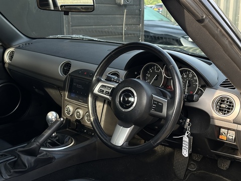 2.0i Sport Tech Convertible 2dr Petrol Manual Euro 4 (160 ps)