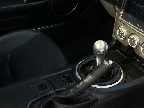 2.0i Sport Tech Convertible 2dr Petrol Manual Euro 4 (160 ps)