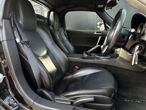 2.0i Sport Tech Convertible 2dr Petrol Manual Euro 4 (160 ps)