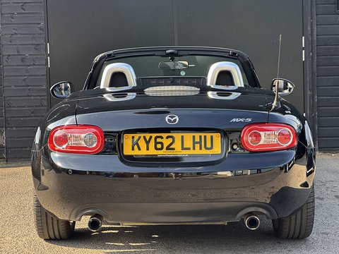 2.0i Sport Tech Roadster 2dr Petrol Manual Euro 5 (160 ps)
