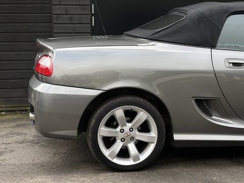 Convertible 1.8 Manual Petrol