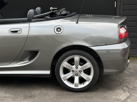 Convertible 1.8 Manual Petrol