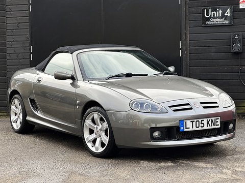 Convertible 1.8 Manual Petrol