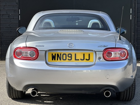 2.0i Sport Tech Convertible 2dr Petrol Manual Euro 4 (160 ps)