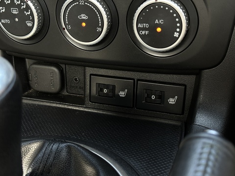 2.0i Sport Tech Convertible 2dr Petrol Manual Euro 4 (160 ps)