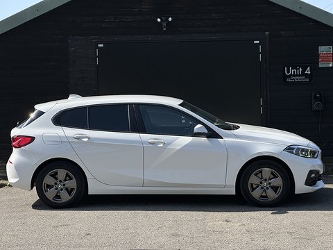 1.5 118i SE Hatchback 5dr Petrol DCT Euro 6 (s/s) (140 ps)
