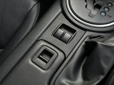 2.0i Convertible 2dr Petrol Powershift Euro 4 (160 ps)