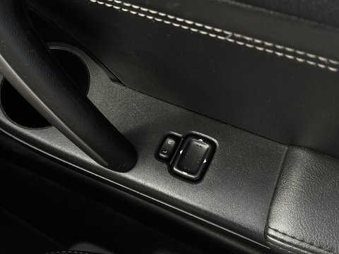 2.0i Convertible 2dr Petrol Powershift Euro 4 (160 ps)