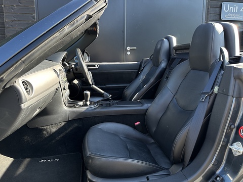 2.0i Sport Tech Convertible 2dr Petrol Manual Euro 4 (160 ps)