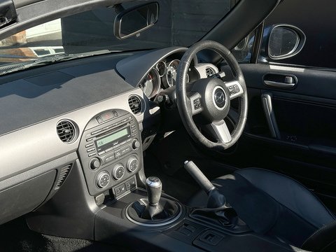 2.0i Sport Tech Convertible 2dr Petrol Manual Euro 4 (160 ps)
