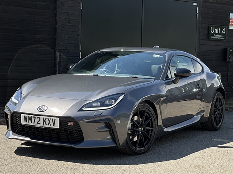 2.4 Boxer D-4S Coupe 2dr Petrol Manual Euro 6 (234 ps)