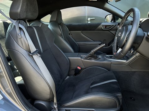 2.4 Boxer D-4S Coupe 2dr Petrol Manual Euro 6 (234 ps)