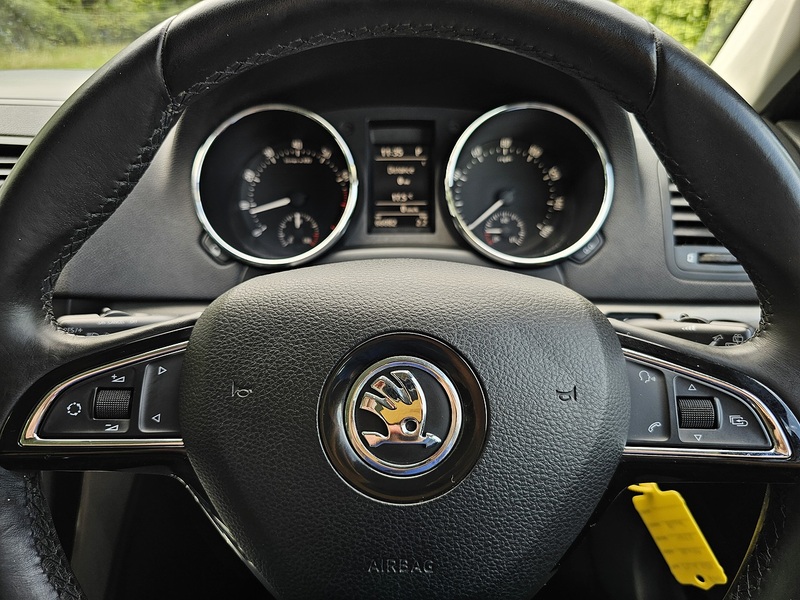 Skoda Yeti TSI SE L - U1297