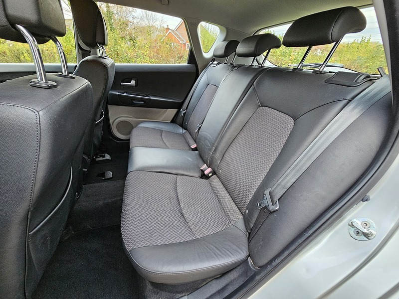 Kia Ceed CRDi LS - U1341