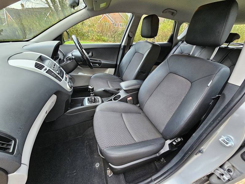 Kia Ceed CRDi LS - U1341