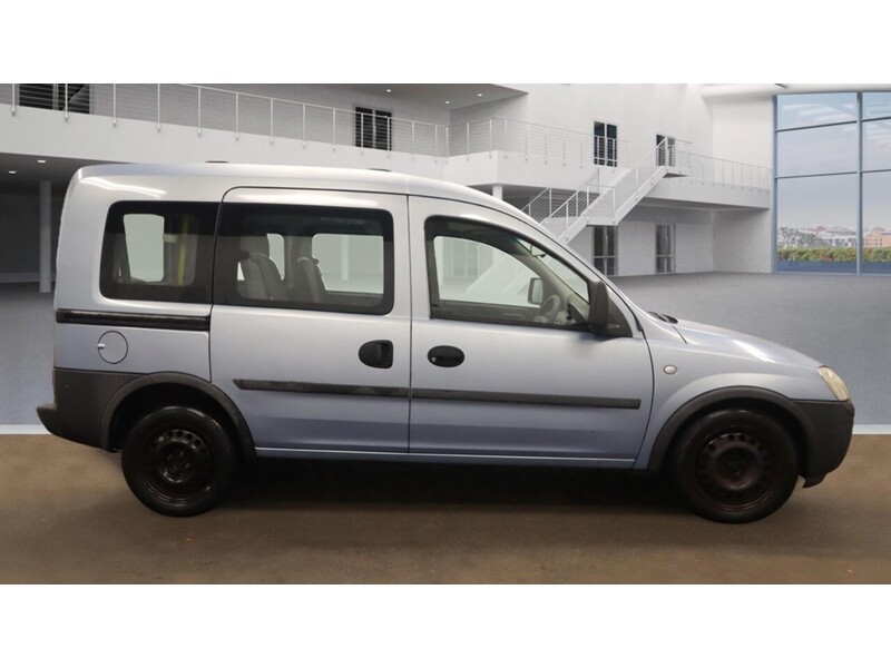 Vauxhall Combo  - U1346