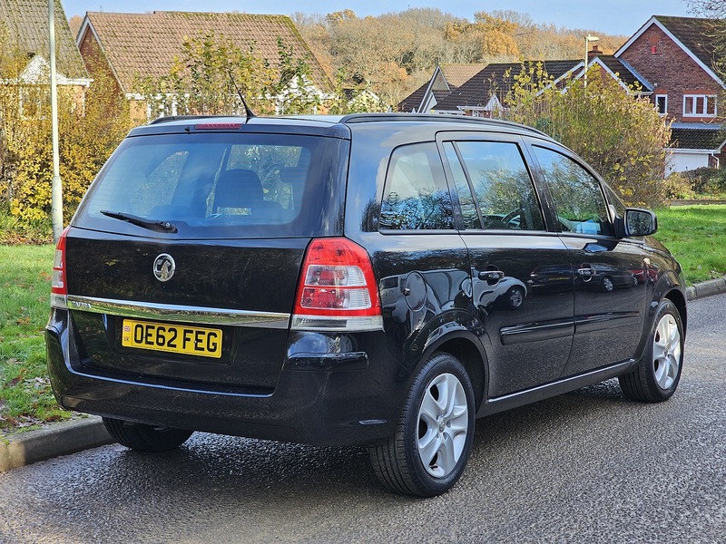 Vauxhall Zafira Exclusiv - U1357