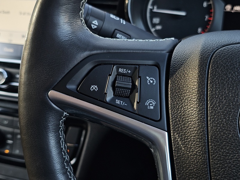 Vauxhall Mokka X i Turbo ecoTEC Design Nav - U1359