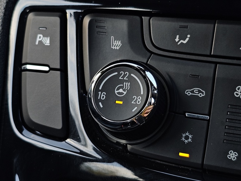 Vauxhall Mokka X i Turbo ecoTEC Design Nav - U1359