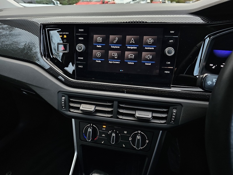 Volkswagen Taigo TSI Life - U1361