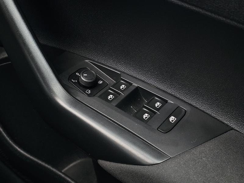 Volkswagen Taigo TSI Life - U1361