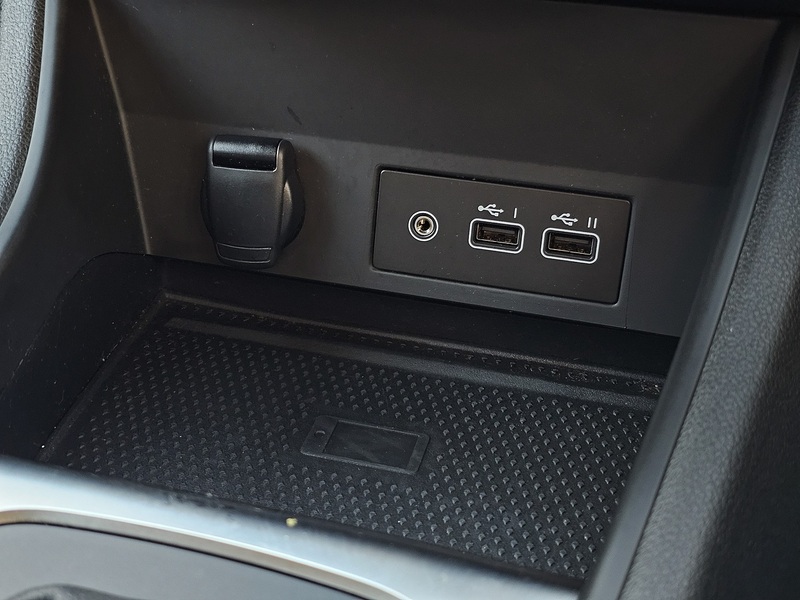 Renault Captur E-TECH techno - U1362