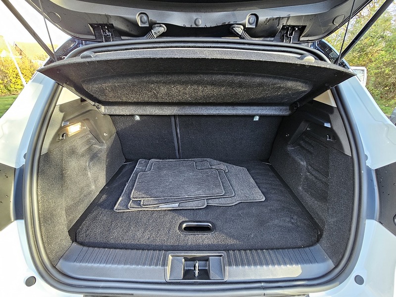 Renault Captur E-TECH techno - U1362