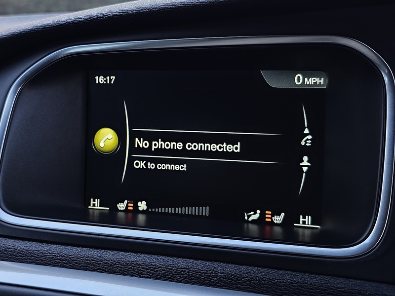 Volvo V40 D2 SE Lux - U1380