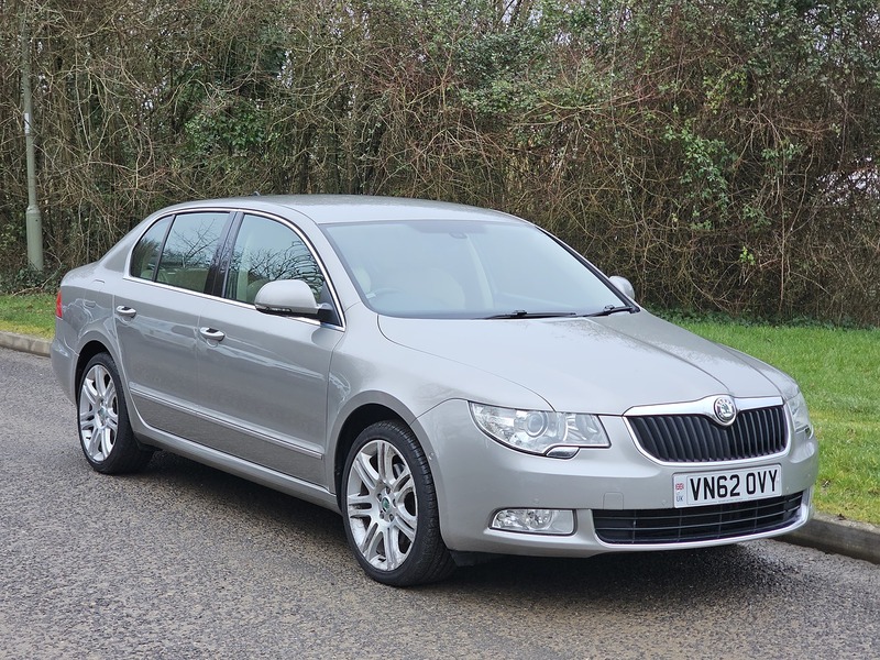 Skoda Superb TDI Elegance - U1381