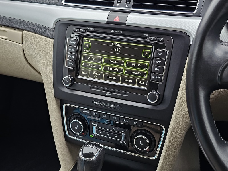 Skoda Superb TDI Elegance - U1381