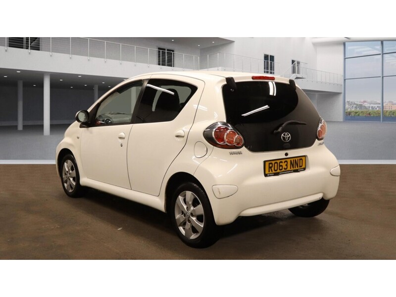 Toyota AYGO VVT-i Move - U1389