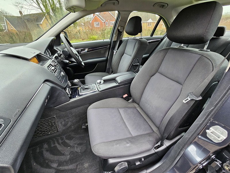 Mercedes-Benz C Class C180K SE - U1390