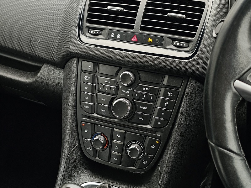 Vauxhall Meriva i Life - U1399