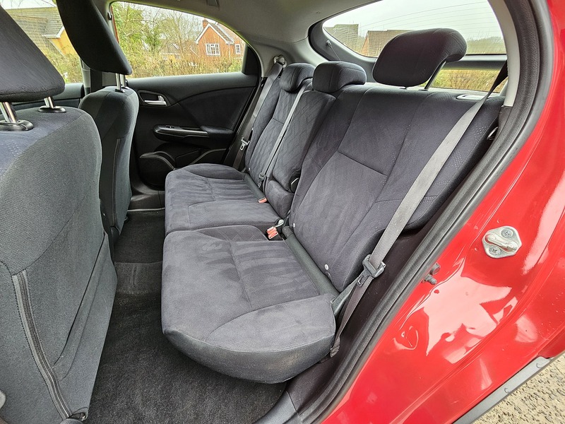 Honda Civic i-VTEC ES-T - U1425