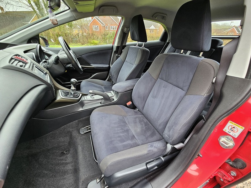 Honda Civic i-VTEC ES-T - U1425