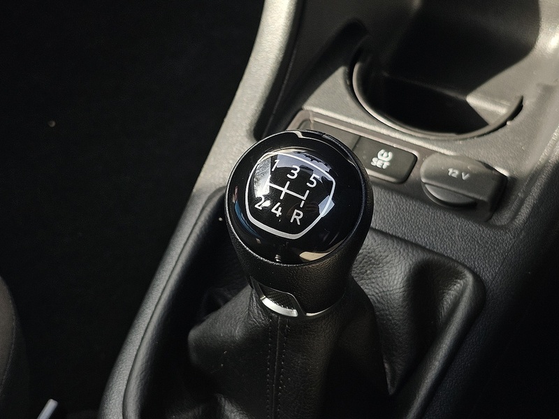 Volkswagen up! High up! - U1431