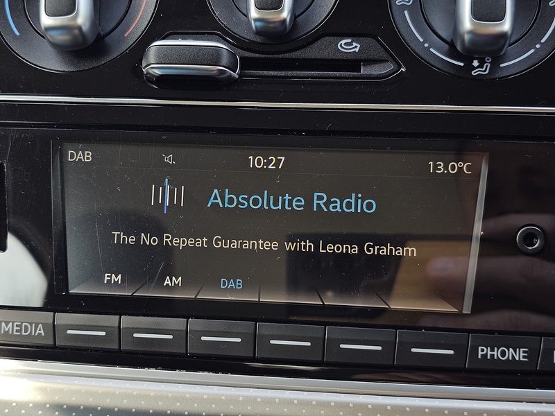 Volkswagen up! High up! - U1431