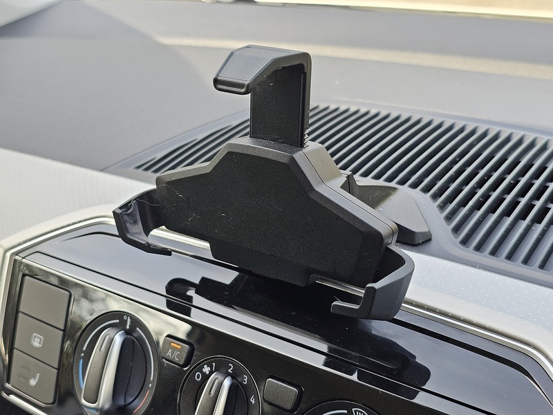 Volkswagen up! High up! - U1431