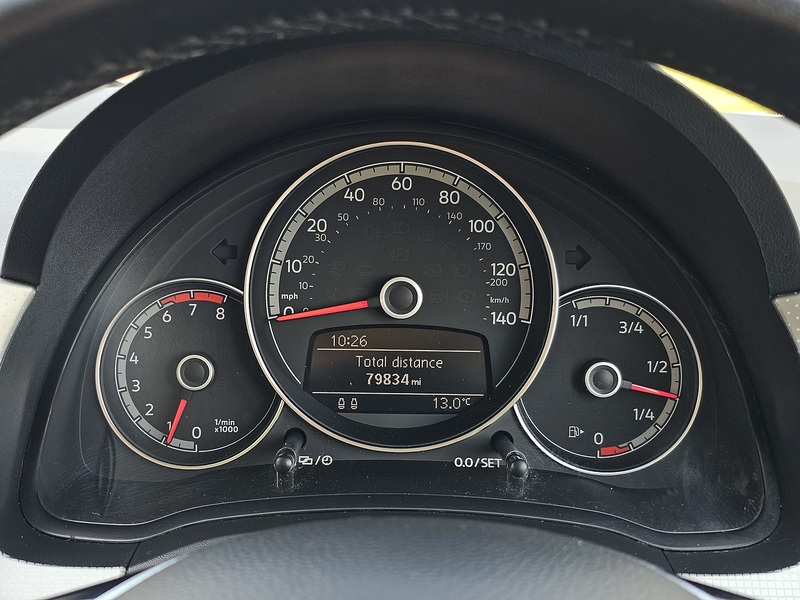 Volkswagen up! High up! - U1431