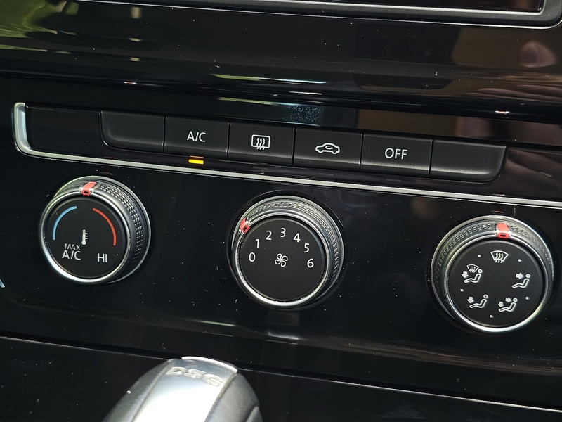 Volkswagen Golf TSI BlueMotion Tech GT - U1449