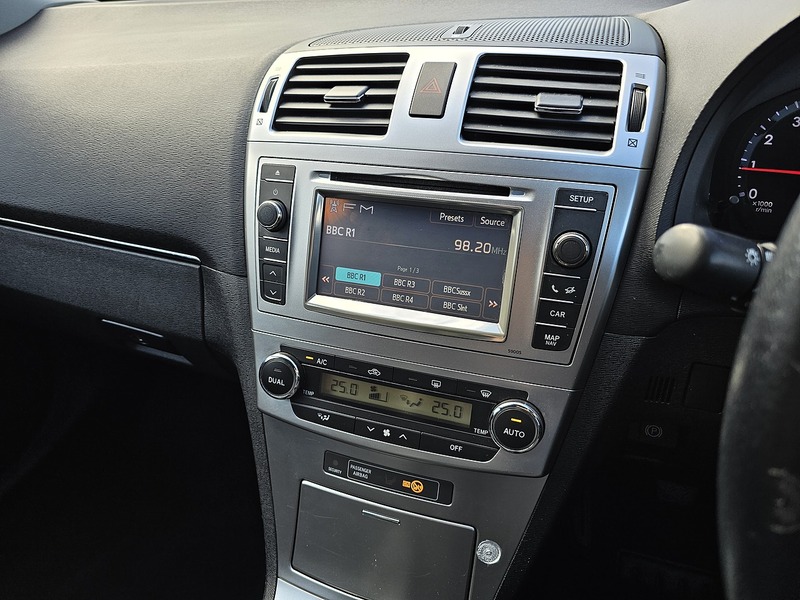 Toyota Avensis V-Matic TR - U1452
