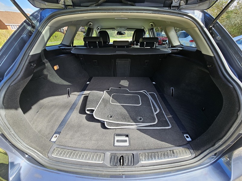 Toyota Avensis V-Matic TR - U1452