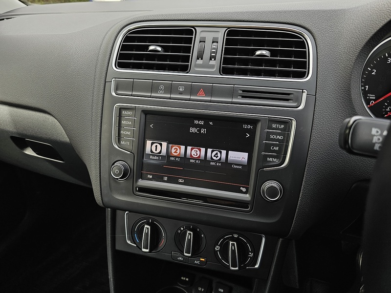 Volkswagen Polo TSI BlueMotion Tech SE - U1454