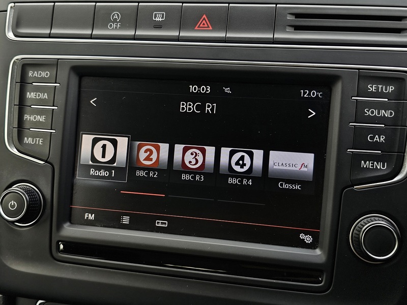 Volkswagen Polo TSI BlueMotion Tech SE - U1454