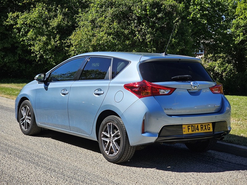 Toyota Auris V-Matic Icon Plus - U1460