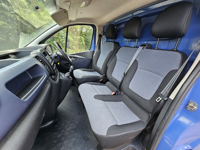Vauxhall Vivaro CDTi 2700 - U1488