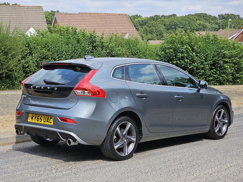 Volvo V40 D3 R-Design Nav - U1518