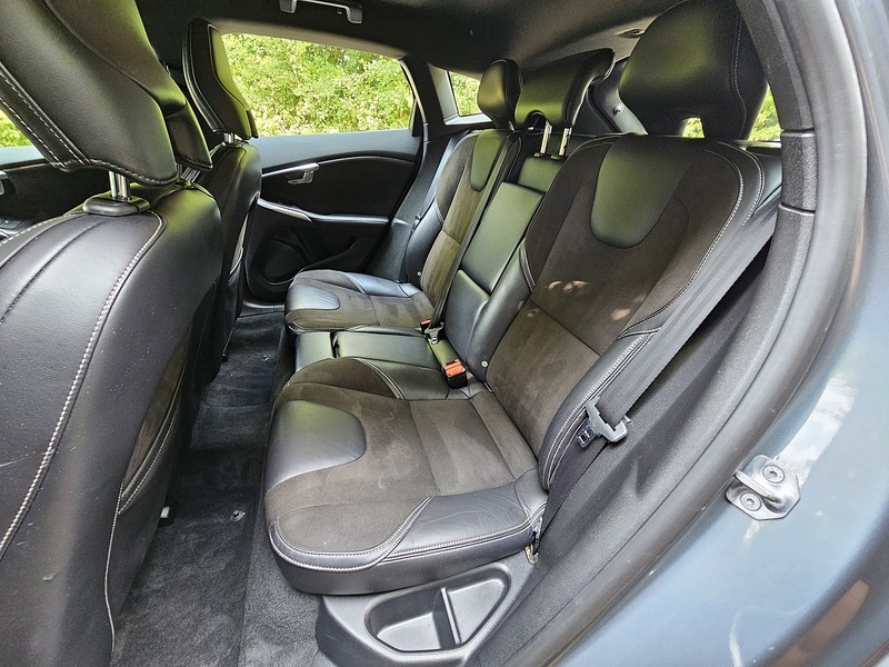 Volvo V40 D3 R-Design Nav - U1518